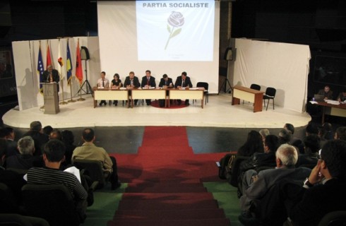 Lëvizja Popullore e Kosovës ndërroi emrin në Partia Socialiste e Kosovës