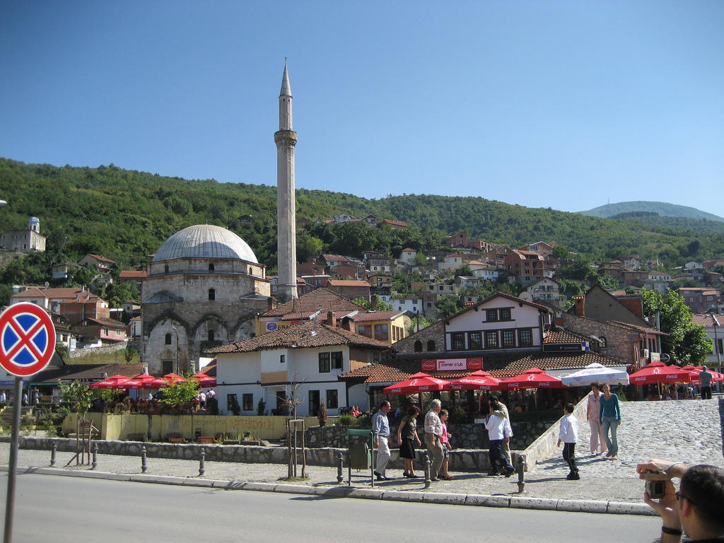 Një prizrenas vdes në ndeshjen e golfit me kamion